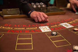 Panduan panenpoker dibaca dari ponsel