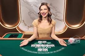 Pengguna Indonesia membuka panenpoker di ponsel